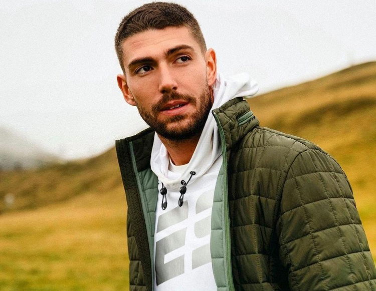 Gf Vip, Ignazio Moser aggiorna i fan sulle sue condizioni di salute: “Sento sempre più parlare di salute mentale, ma vedo sempre più persone che non se ne curano” article-post