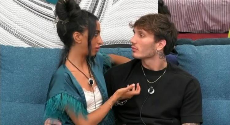 Gf Vip 6, Manuel Bortuzzo pronuncia la N Word davanti a Lulù Selassié: stupisce la reazione della principessa preview