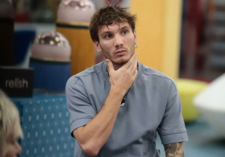 Gf Vip 6, problemi di salute per Manuel Bortuzzo preview