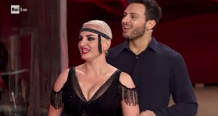 Ballando con le Stelle 16, prima puntata: Pippo Baudo ballerino per una notte, Arisa e Vito Coppola primi in classifica, i peggiori sono… article-post