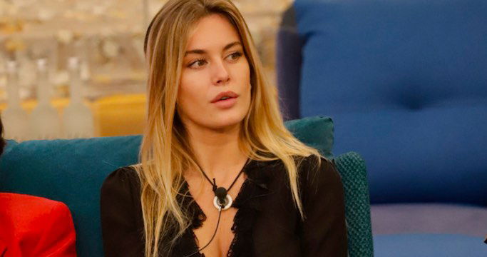 Gf Vip 6, un aereo per Sophie Codegoni scatena l’ironia del web preview