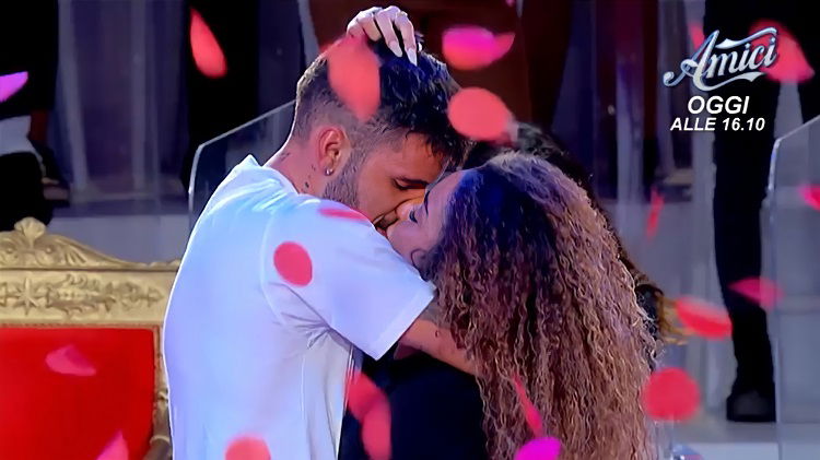 Uomini e Donne: l’opinione di Chia sulla scelta di Matteo Fioravanti (29/10/21) preview