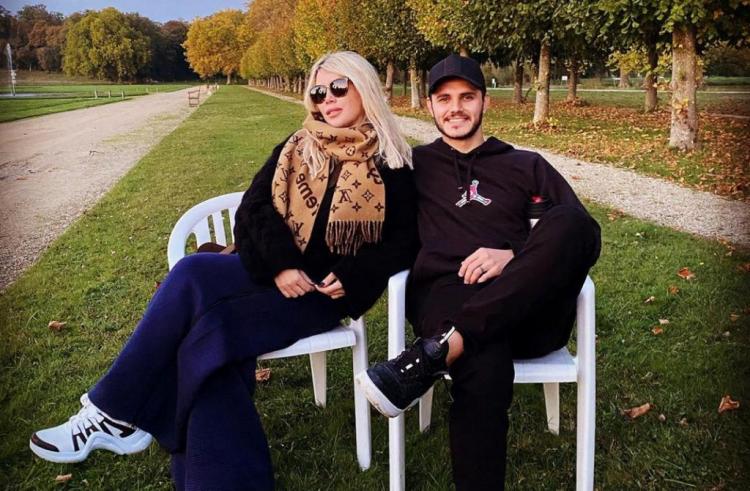 Wanda Nara e Mauro Icardi ad un passo dal divorzio? Le chat compromettenti scoperte sul telefono del calciatore article-post