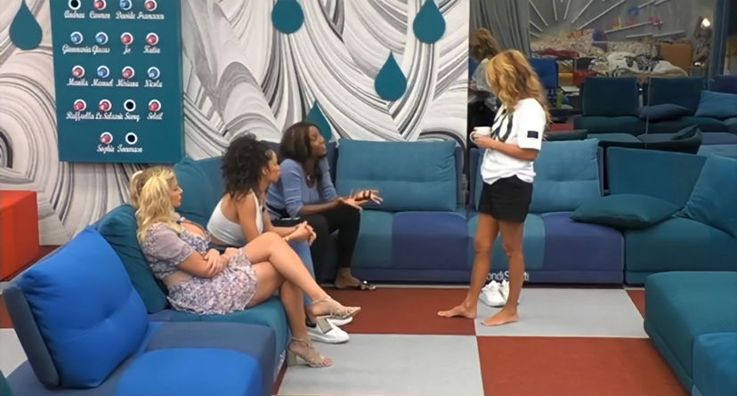 Gf Vip 6, Raffaella Fico accusa Jo Squillo di non prendere posizione contro Soleil Sorge: la deejay sbotta preview