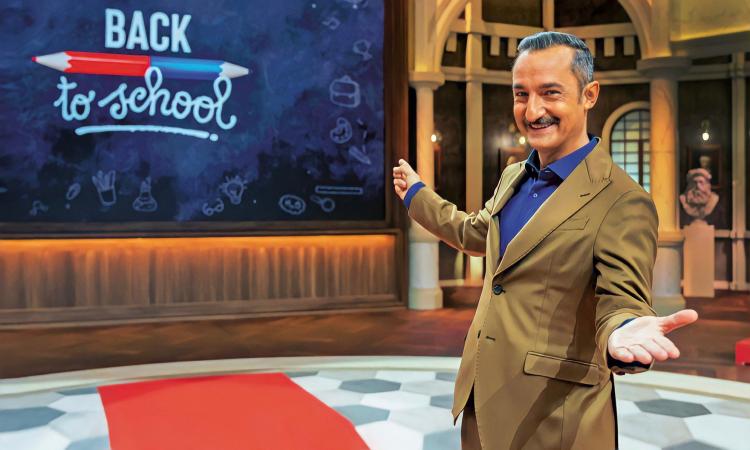 Back to school, Nicola Savino pronto al debutto: “Tenete d’occhio Giulia Salemi!” preview