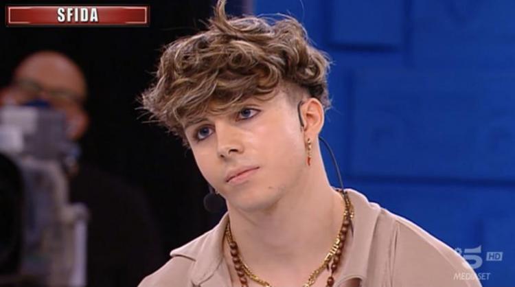 Amici 21, puntata del 12/12/2021: Rea e Mattia Zenzola vincono la sfida, maglia sospesa per Cosmary Fasanelli preview