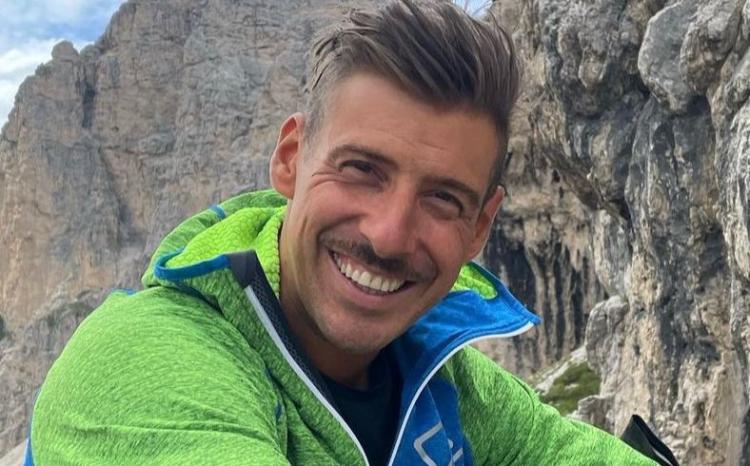 Francesco Gabbani pronto a sbarcare in prima serata su RaiUno: ecco chi potrebbe esserci al suo fianco preview