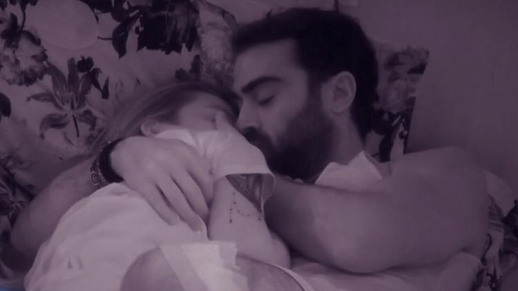 Gf Vip 6, Gianmaria Antinolfi e Sophie Codegoni si baciano di nuovo: “Ho fatto un disastro” article-post