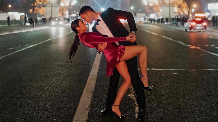 Gf Vip 5, Giulia Salemi e Pierpaolo Pretelli festeggiano il loro primo anniversario: “L’amore che abbiamo sempre sognato” preview