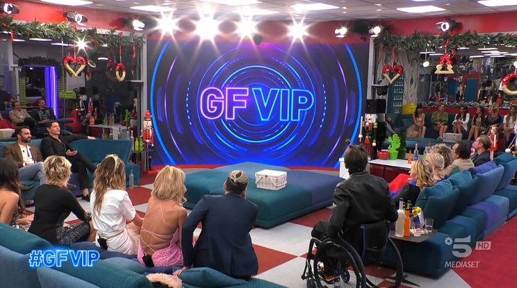 Gf Vip 6, concorrente minaccia di ritirarsi: “A casa non piaccio, non ho fan” preview
