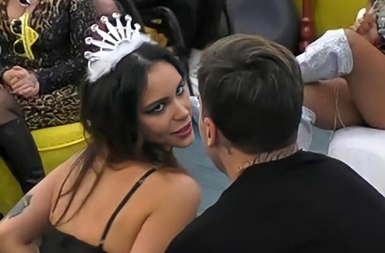 Gf Vip 6, Sophie Codegoni fa una scenata di gelosia ad Alessandro Basciano (e c’entra Jessica Selassiè) article-post