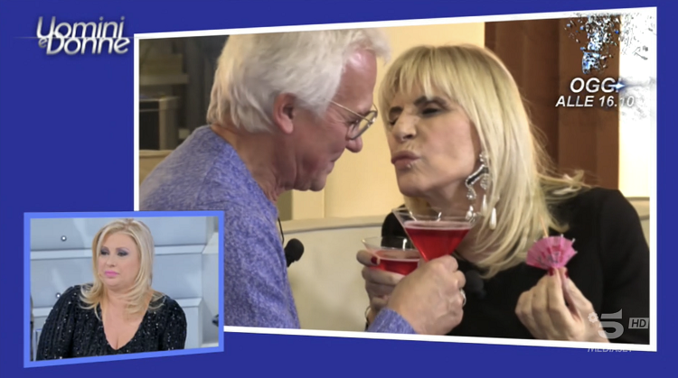 Uomini e Donne: l’opinione di Chia sulla puntata del 17/12/21 preview