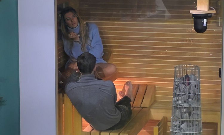 Gf Vip 6, Alessandro Basciano chiede più certezze a Sophie Codegoni, lei fa un’insinuazione sui motivi preview