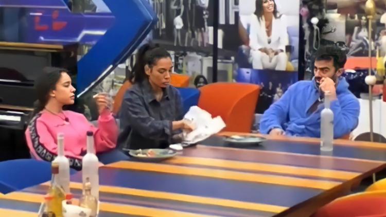 Gf Vip 6, Gianmaria Antinolfi pronto a fronteggiare Soleil Sorge: “Stasera tutti uniti, andiamo in guerra!” preview