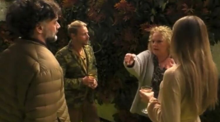 Gf Vip 6, Katia Ricciarelli infuriata con Davide Silvestri e Barù: “Queste cose fanno male” article-post