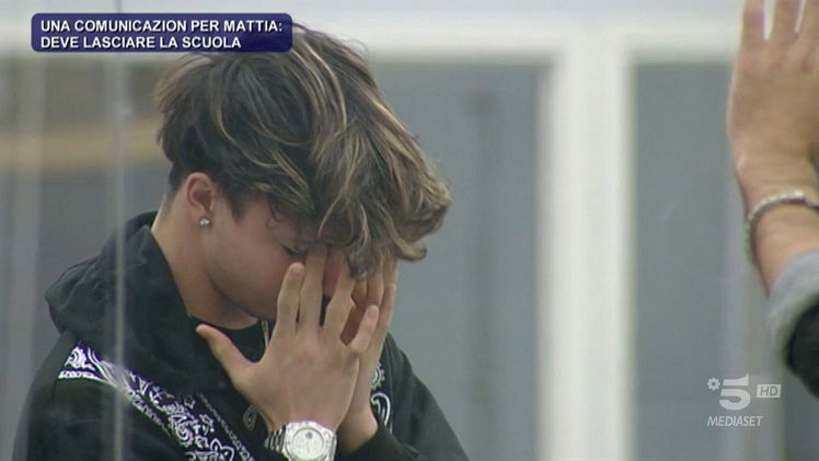 Amici 21, Mattia Zenzola deve lasciare la scuola… ma per lui arriva anche una buona notizia! preview