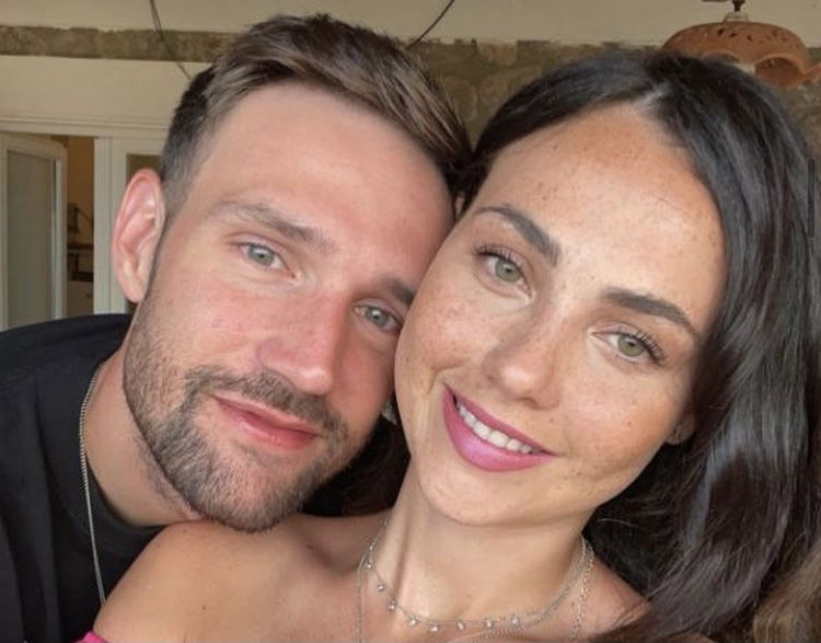 Rosalinda Cannavò e Andrea Zenga sono diventati genitori: ecco il nome scelto per la piccola! preview