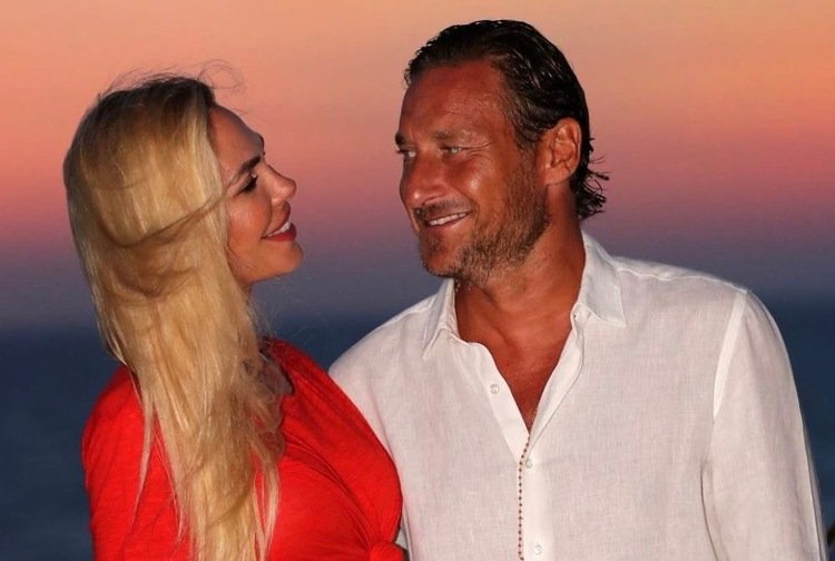 Francesco Totti e Ilary Blasi, svelati alcuni retroscena sulla fine del loro matrimonio