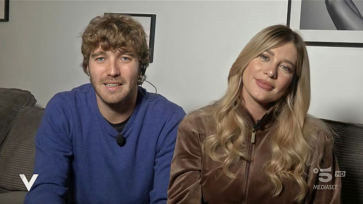 Verissimo, Clizia Incorvaia e Paolo Ciavarro raccontano le prime emozioni da genitori del piccolo Gabriele (e svelano un curioso aneddoto sul parto!) article-post