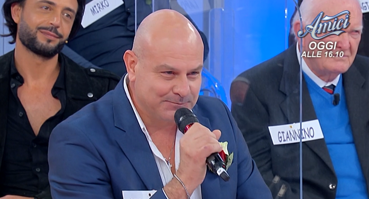 Uomini e Donne, la lettera choc di Giuseppe La Spisa a Gemma Galgani: “Averti stretta a me una sola volta non è sufficiente” preview