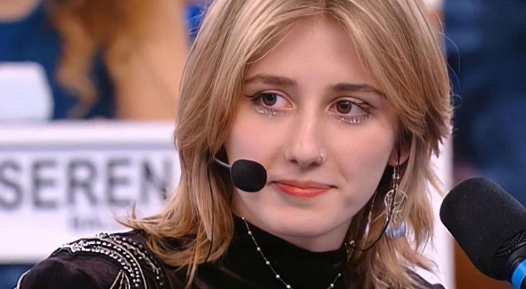Amici 21, Rea confessa di aver avuto una cotta per Elena D’Amario preview