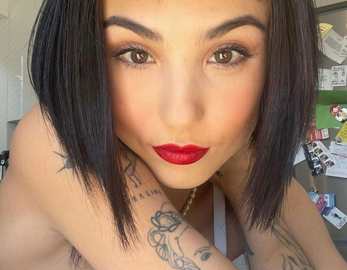 Giorgia Soleri protagonista di un servizio de Le Iene sulle donne che scelgono di non depilarsi: il pungente post dopo la messa in onda del programma article-post