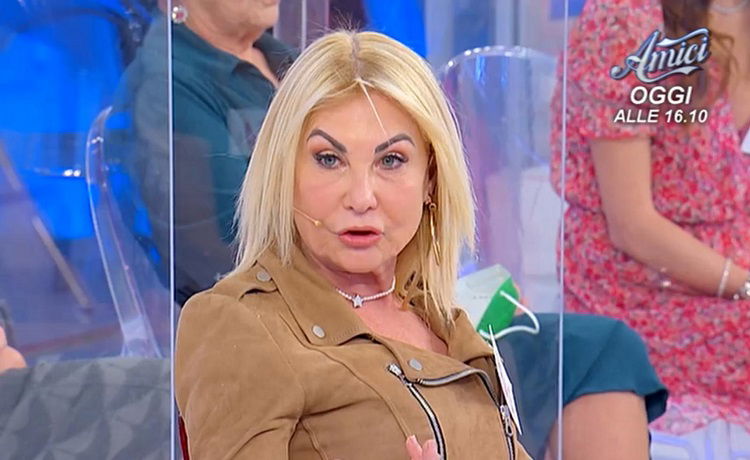 Uomini e Donne: l’opinione di Isa sulla puntata del 9/03/22 preview