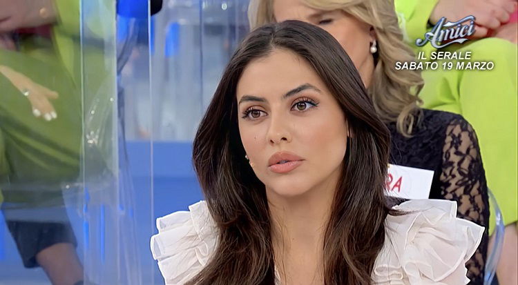 Uomini e Donne, clamorosa indiscrezione: Federica Aversano potrebbe tornare nel programma con un ruolo inatteso preview