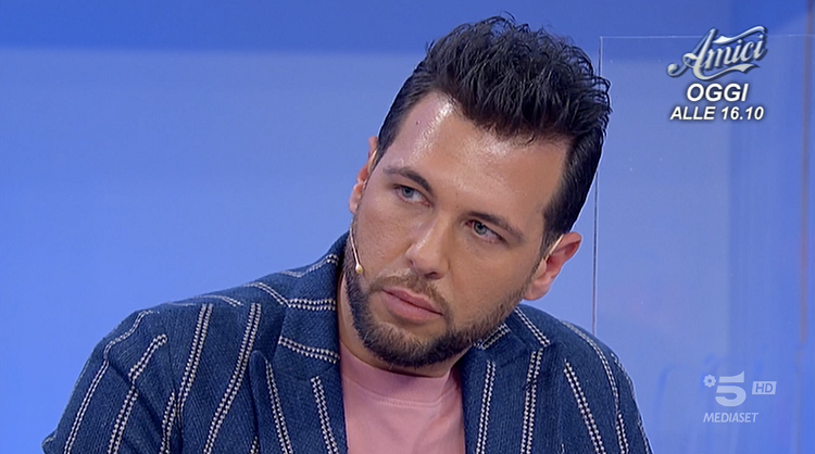 Uomini e Donne: l’opinione di Chia sulla puntata del 7/03/22 preview