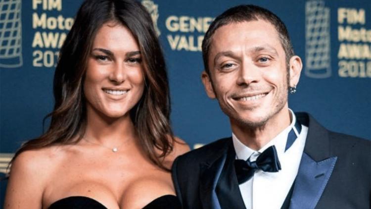 Valentino Rossi e Francesca Sofia Novello sono diventati genitori: ecco il nome della bimba! preview