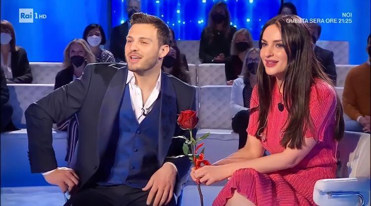 Domenica In, Arisa conferma: “Sono fidanzata con Vito Coppola ma lui…” preview