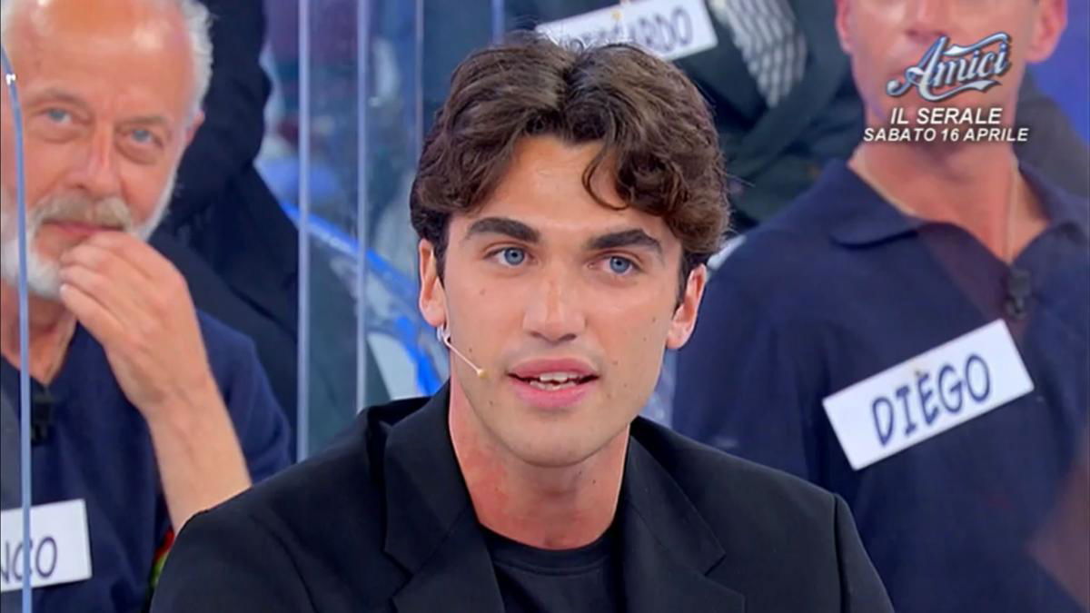 Uomini e Donne, ex tronista critica nei riguardi del nuovo corteggiatore di Veronica Rimondi: ecco le sue parole su Matteo article-post