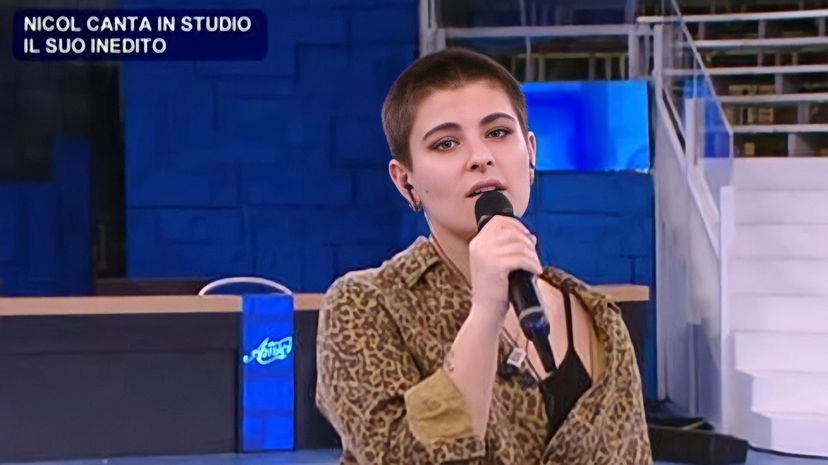 Amici 21, Nicol Castagna esce allo scoperto con la fidanzata (Video) preview