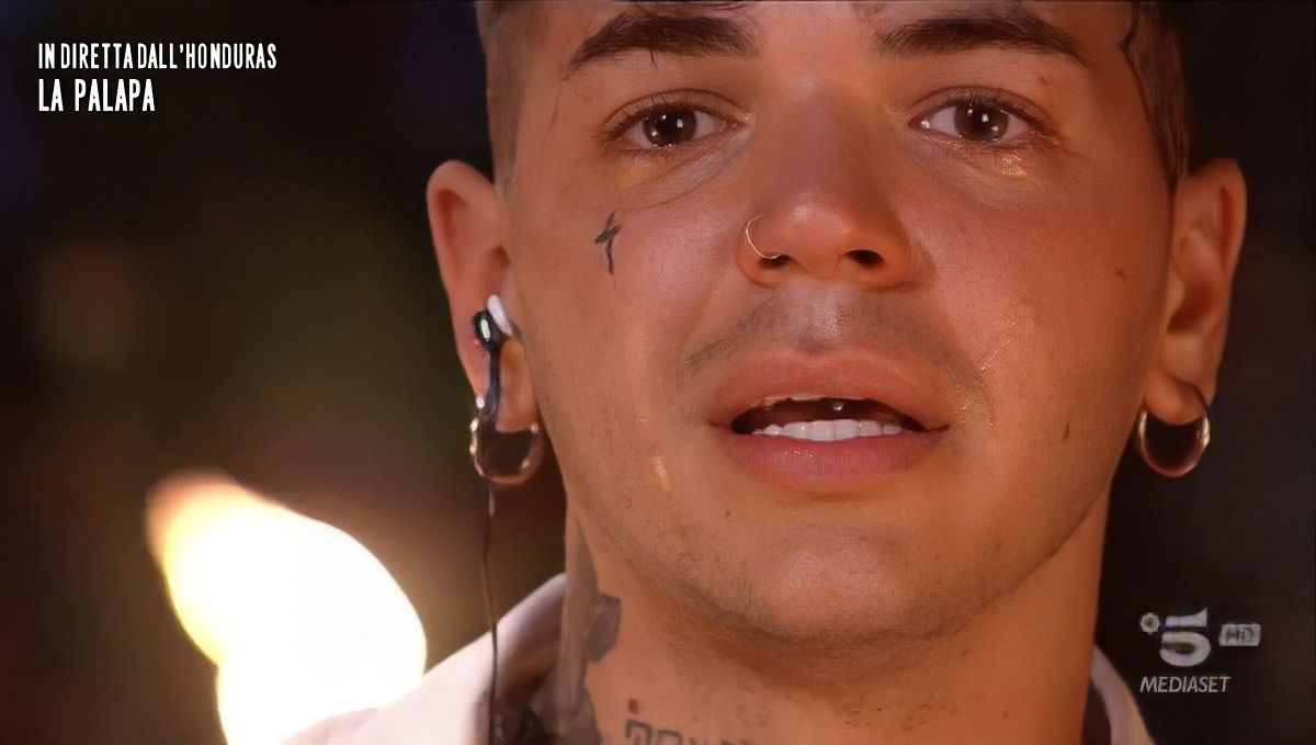 Isola 16, la mamma di Blind gli fa causa: il motivo article-post