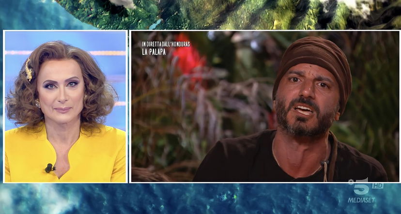 Isola 16, Nicolas Vaporidis in diretta si rivolge a Vladimir Luxuria utilizzando il maschile: web in fiamme preview