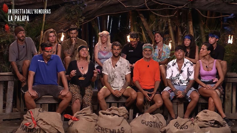 Isola 16, ecco quanto guadagnano i naufraghi (e chi sono i più pagati) preview