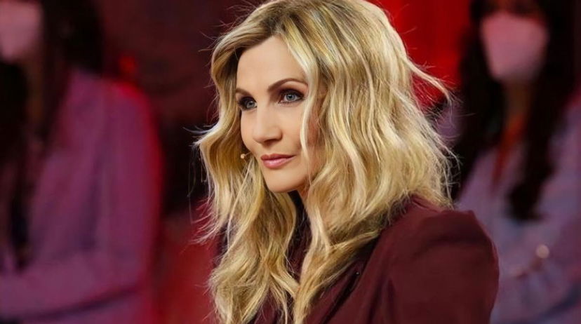 Amici 22, Lorella Cuccarini critica duramente la Rai che le aveva proposto un nuovo programma pomeridiano preview