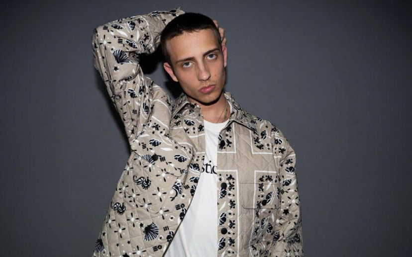 Amici 20, Sangiovanni esce con il nuovo album e finisce nella bufera per via del testo di una canzone: ecco cosa sta succedendo preview