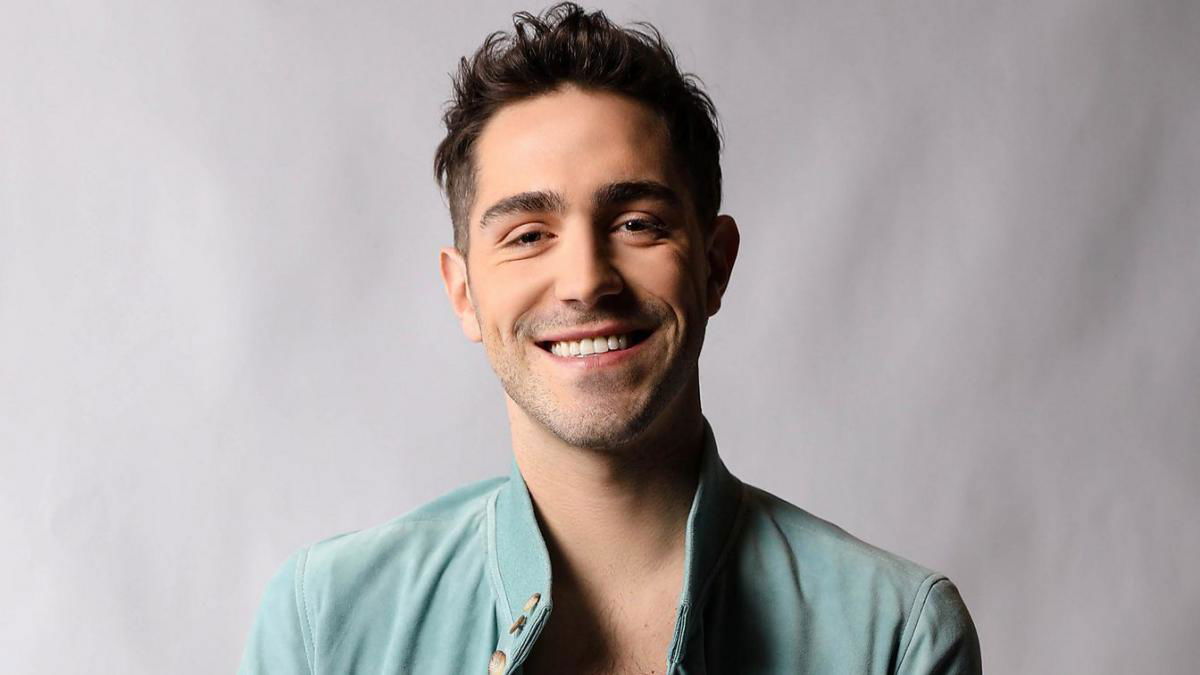 Tommaso Zorzi, oltre Che tempo che fa l’ex Vippone sarà presente nel programma tv Cortesie per gli ospiti? article-post