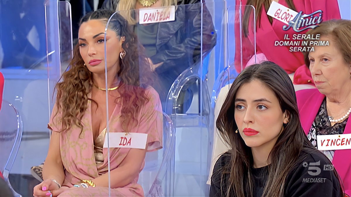 Uomini e Donne: l’opinione di Chia sulla puntata del 1/04/22 article-post