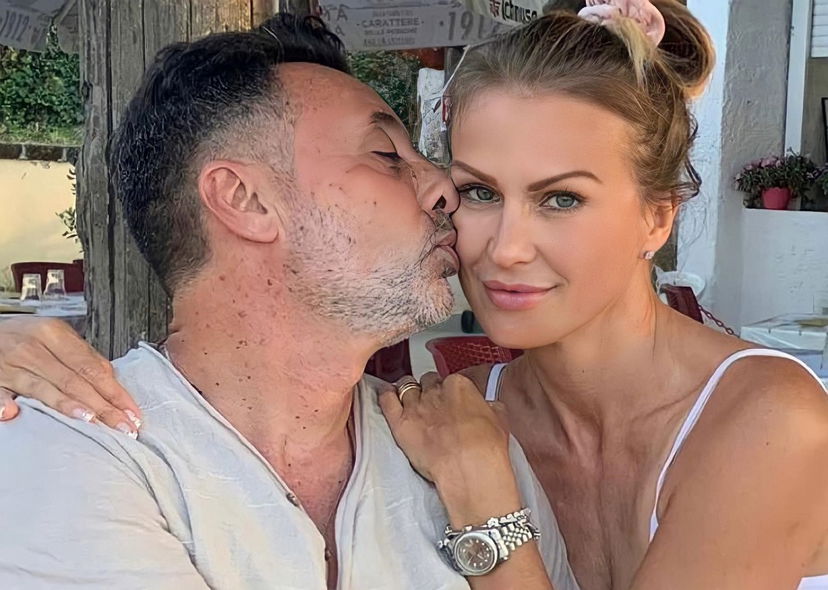 Eva Henger e Massimiliano Caroletti trasferiti in una clinica romana: “Eva dovrà essere sottoposta a diverse operazioni ma…” preview