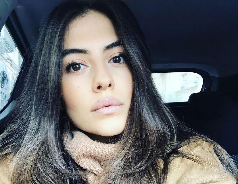 Uomini e Donne, Federica Aversano a sorpresa manifesta un interesse per un cavaliere del parterre e rivela la curiosa motivazione per cui ci uscirebbe preview