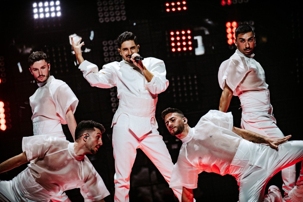 Eurovision 2022, il cantante di Israele squalificato dalla compezione: il motivo è assurdo