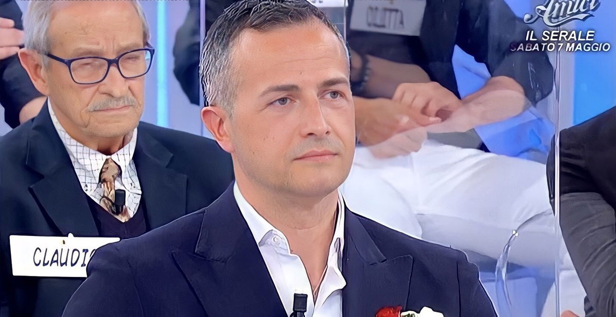 Uomini e Donne, Riccardo Guarnieri svela chi è (a sorpresa) la donna che lo aveva colpito guardando il programma da casa article-post