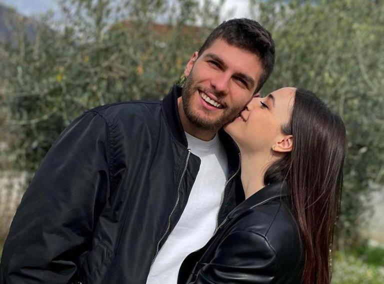 Uomini e Donne, Roberta Giusti svela: “Ecco quando ho capito che Samuele Carniani era quello giusto!” Uomini e Donne, Roberta Giusti svela: “Ecco quando ho capito che Samuele Carniani era quello giusto!”