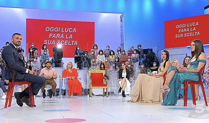 Uomini e Donne, Luca Salatino e la sua scelta “si sono già lasciati”? Il dettaglio che non è sfuggito ai fan preview