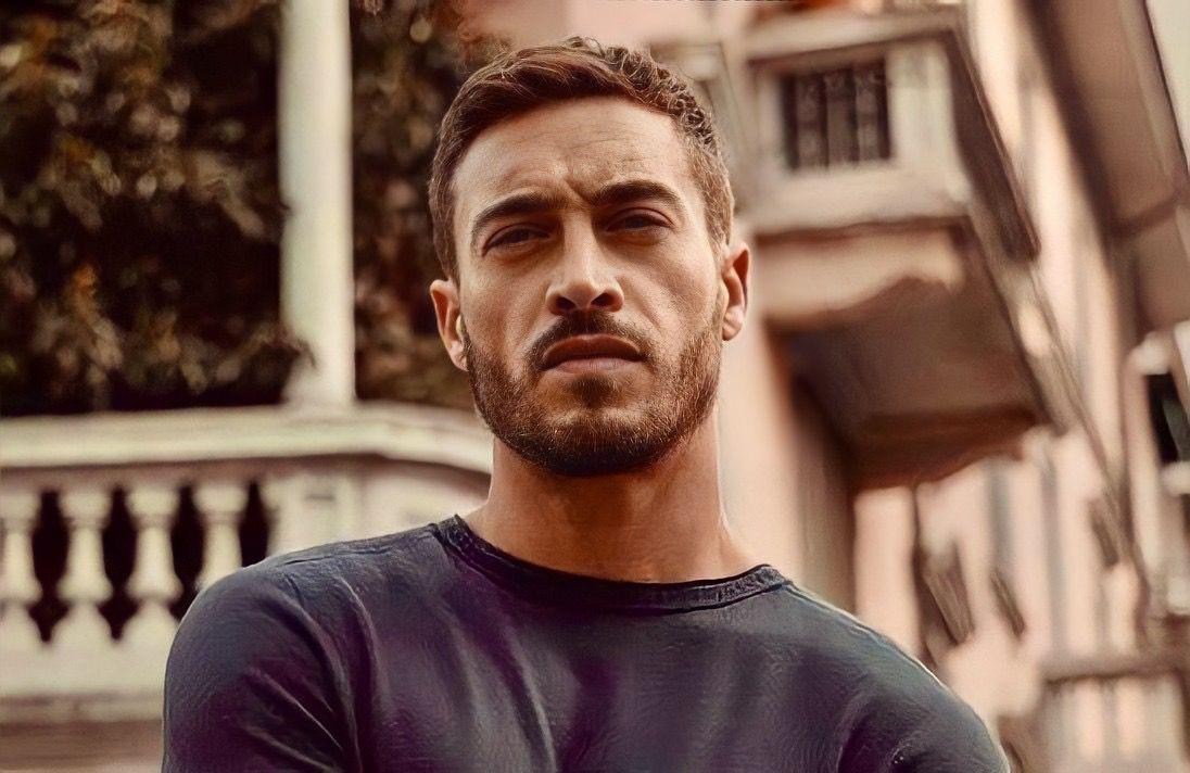 Antonino Spinalbese, ecco chi è la sua ultima fiamma: gli indizi social article-post