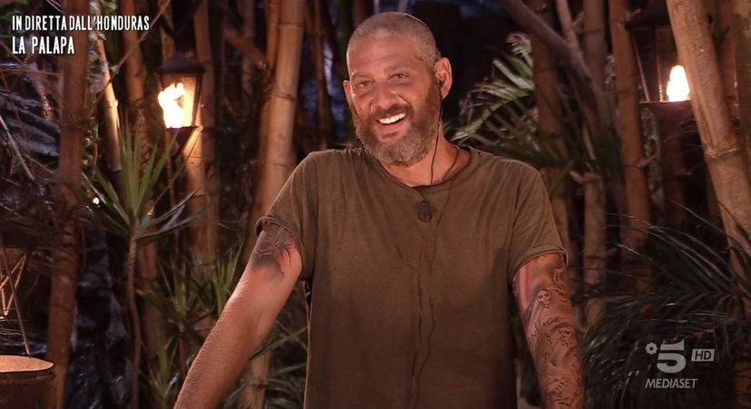 Isola 16, Guendalina Tavassi svela che il fratello Edoardo è “innamorato perso” di un’ex concorrente del Gf Vip 6: ecco chi preview