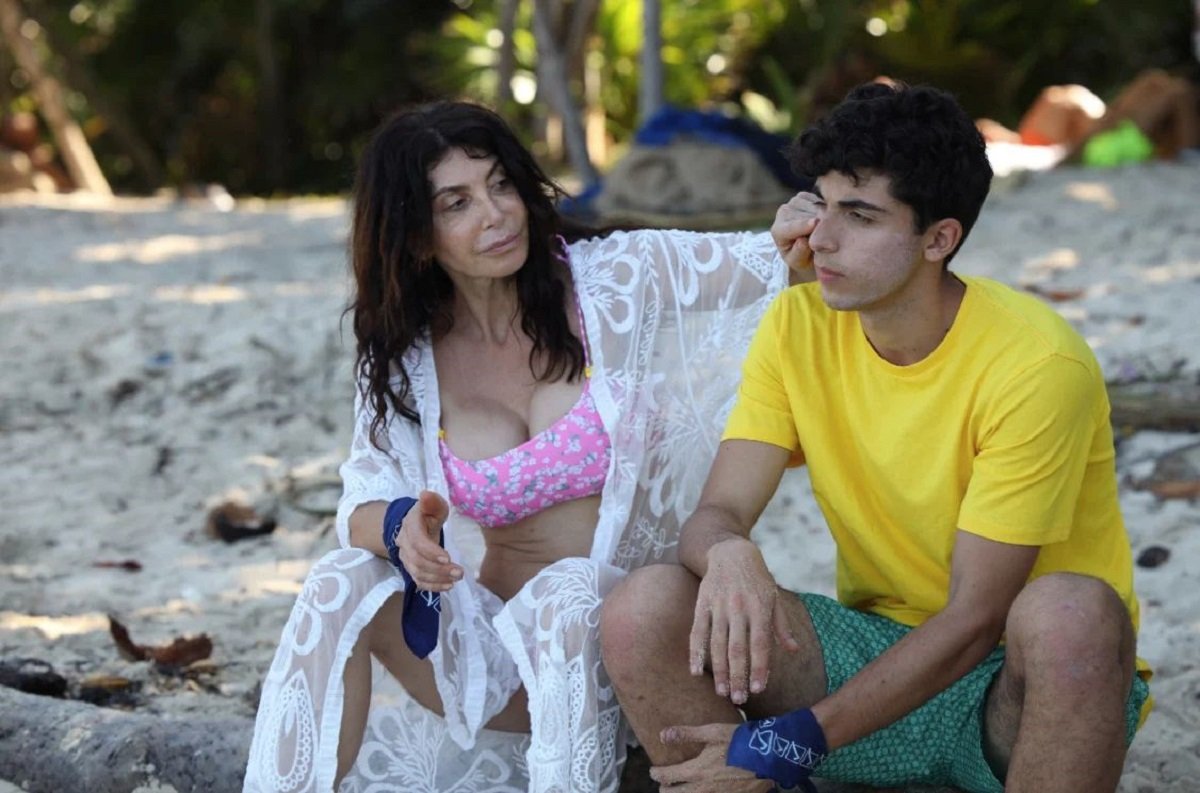 Isola 16, Alessandro Iannoni racconta cosa ha fatto Carmen Di Pietro per farlo lasciare con la sua fidanzata