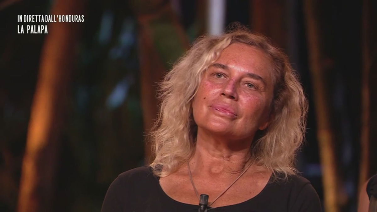 Isola 16, Lory Del Santo rivela chi non vorrebbe vincesse il reality: “È stato il più becero” article-post